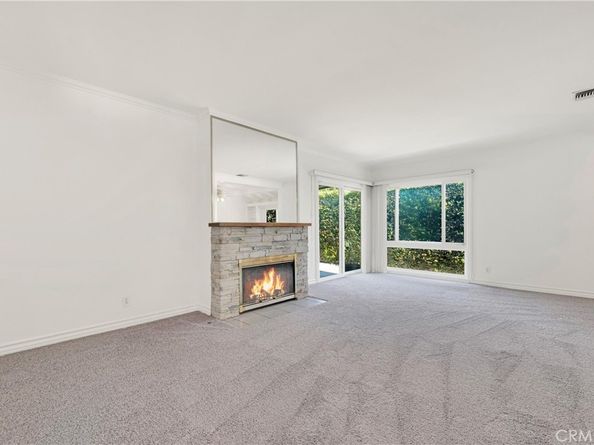 5511 Noble Avenue, Sherman Oaks CA 91411
