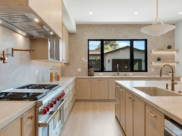 13024 Bloomfield Street, Studio City CA 91604