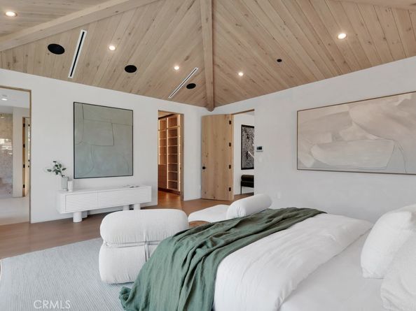 13024 Bloomfield Street, Studio City CA 91604