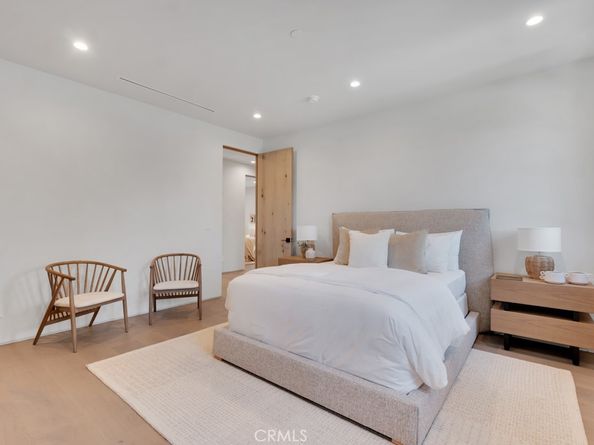 13024 Bloomfield Street, Studio City CA 91604