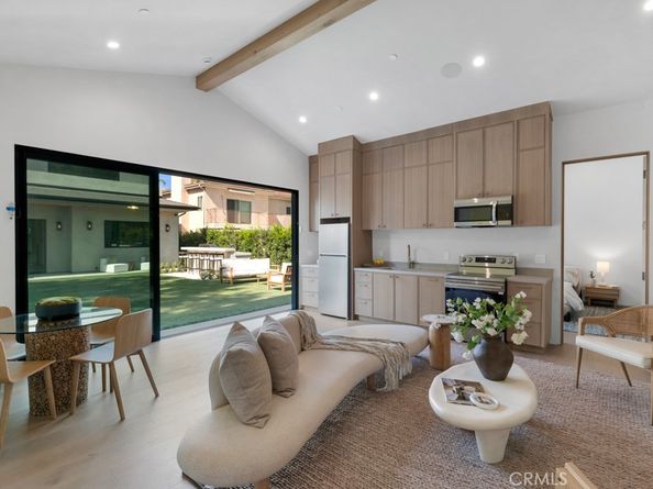 13024 Bloomfield Street, Studio City CA 91604