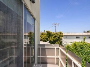 1040 N Curson Avenue 3, West Hollywood CA 90046