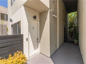 1040 N Curson Avenue 3, West Hollywood CA 90046