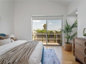 1040 N Curson Avenue 3, West Hollywood CA 90046