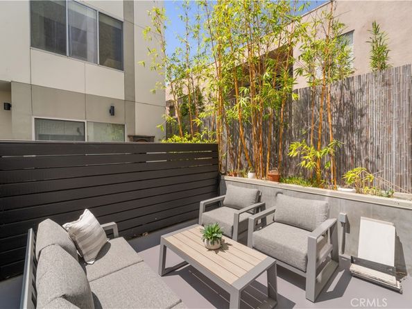 1040 N Curson Avenue 3, West Hollywood CA 90046