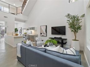1040 N Curson Avenue 3, West Hollywood CA 90046