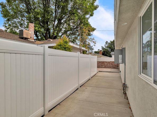 7005 Orion Avenue, Van Nuys CA 91406