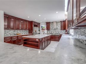 4725 Morella Avenue, Valley Village CA 91607