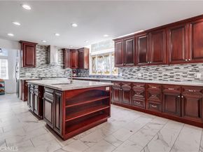 4725 Morella Avenue, Valley Village CA 91607