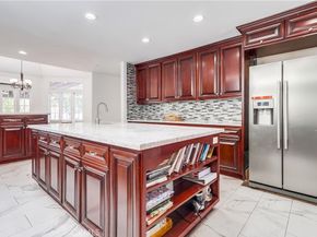 4725 Morella Avenue, Valley Village CA 91607