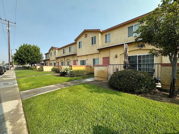 3755 E 52nd Street, Maywood CA 90270