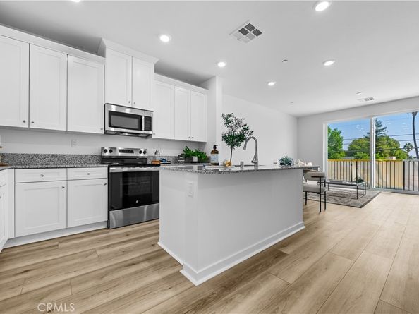 9423 N Sepulveda Blvd. 2, North Hills CA 91343