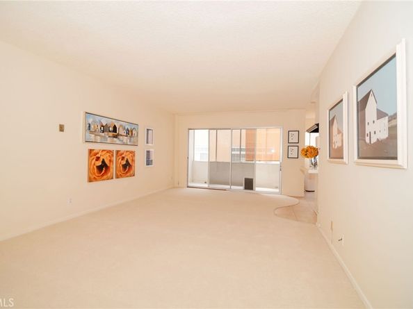 8710 Delgany Avenue 15, Playa Del Rey CA 90293