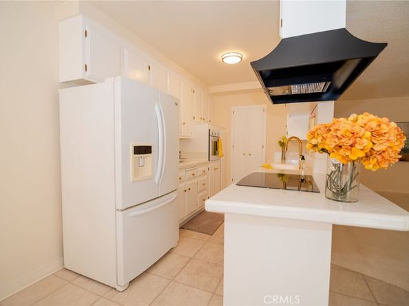 8710 Delgany Avenue 15, Playa Del Rey CA 90293