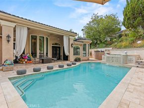 4555 Winnetka Avenue, Woodland Hills CA 91364