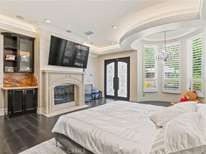 4555 Winnetka Avenue, Woodland Hills CA 91364