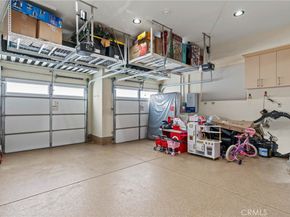 4555 Winnetka Avenue, Woodland Hills CA 91364