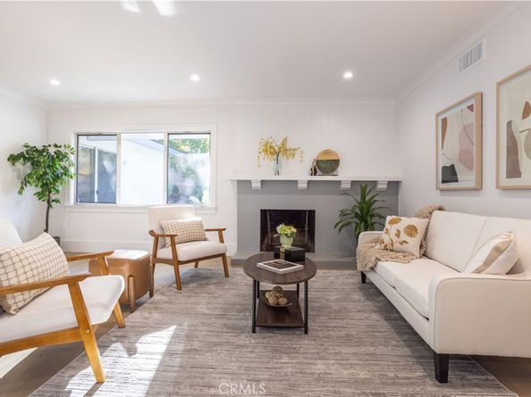 10133 Whitaker Avenue, Granada Hills CA 91343