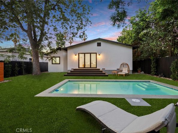 14328 Emelita Street, Sherman Oaks CA 91401