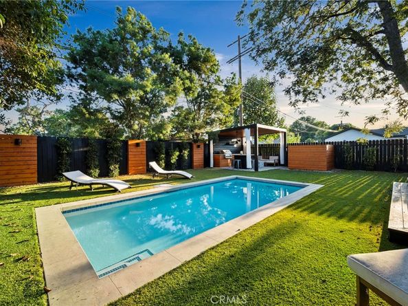 14328 Emelita Street, Sherman Oaks CA 91401