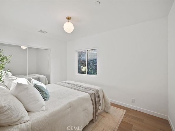 14328 Emelita Street, Sherman Oaks CA 91401
