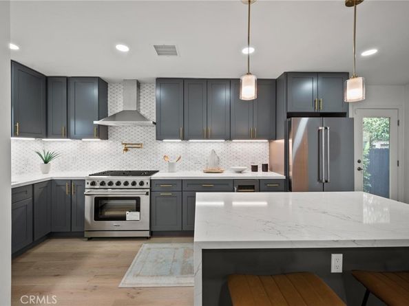 14328 Emelita Street, Sherman Oaks CA 91401
