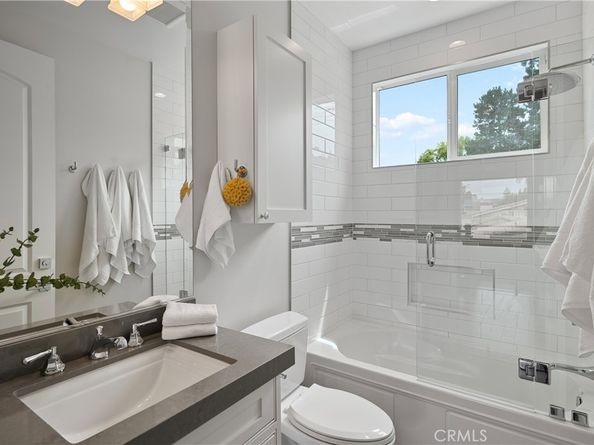 3743 Mound View Avenue, Studio City CA 91604