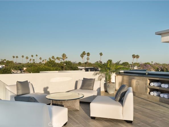 627 N Vista Street, Los Angeles CA 90036