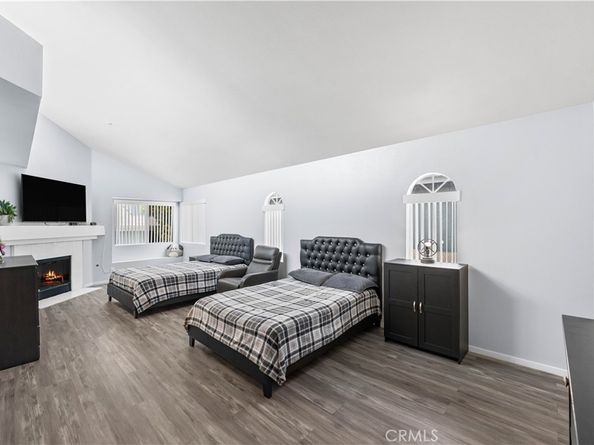 9228 Ventana Lane, North Hills CA 91343