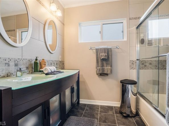 12843 Sarah Street, Studio City CA 91604