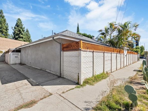 15657 15657 Devonshire, Granada Hills CA 91344
