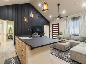 15657 15657 Devonshire, Granada Hills CA 91344