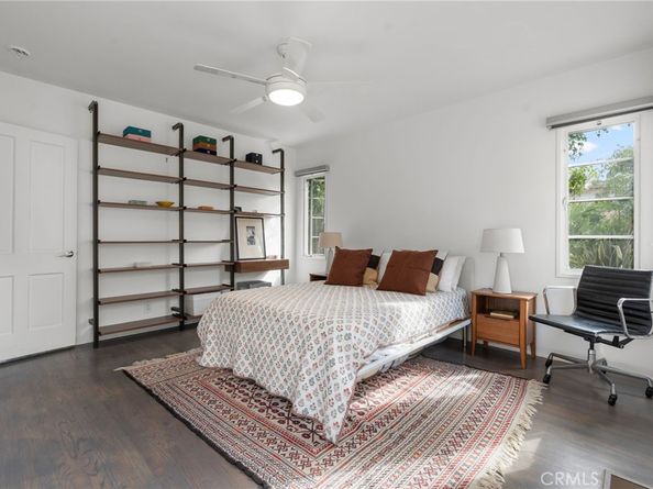 2240 N New Hampshire Avenue, Los Feliz CA 90027