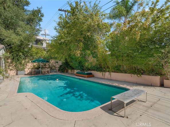 2240 N New Hampshire Avenue, Los Feliz CA 90027