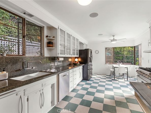 2240 N New Hampshire Avenue, Los Feliz CA 90027