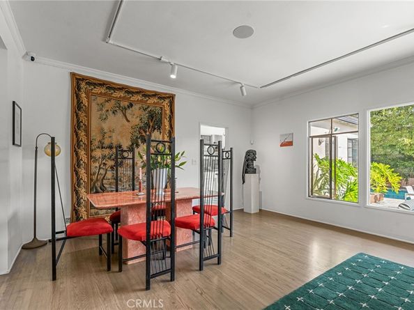 2240 N New Hampshire Avenue, Los Feliz CA 90027