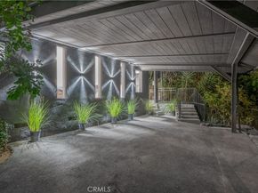 1782 Viewmont Drive, Los Angeles CA 90069
