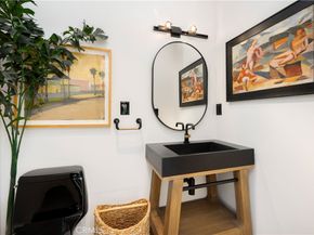 1782 Viewmont Drive, Los Angeles CA 90069