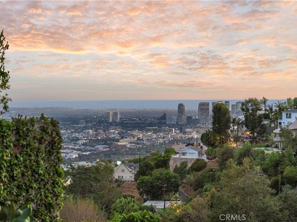 1782 Viewmont Drive, Los Angeles CA 90069