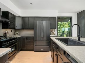 1782 Viewmont Drive, Los Angeles CA 90069