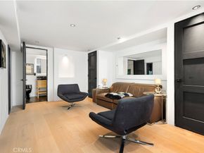 1782 Viewmont Drive, Los Angeles CA 90069