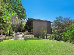 1782 Viewmont Drive, Los Angeles CA 90069