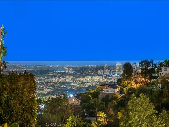 1782 Viewmont Drive, Los Angeles CA 90069