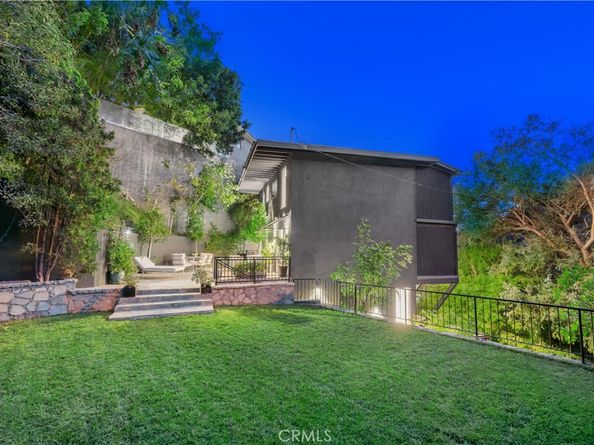 1782 Viewmont Drive, Los Angeles CA 90069