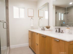 17063 Knapp Street, Northridge CA 91325