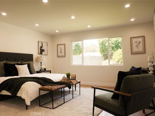 17063 Knapp Street, Northridge CA 91325