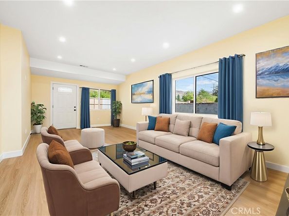 10824 Foothill Boulevard, Sylmar CA 91342