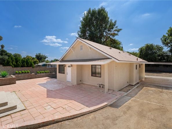 10824 Foothill Boulevard, Sylmar CA 91342