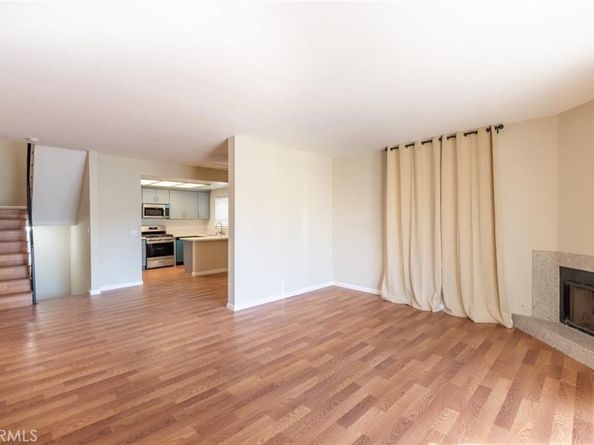 14948 Moorpark Street, Sherman Oaks CA 91403