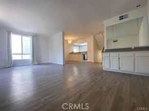 14948 Moorpark Street, Sherman Oaks CA 91403